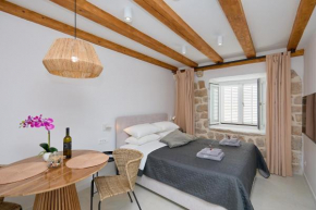 Studio Iza Grada